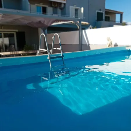 Casa A&a, A Lovely Townhouse Near Algarve Beaches. Holiday home Pera