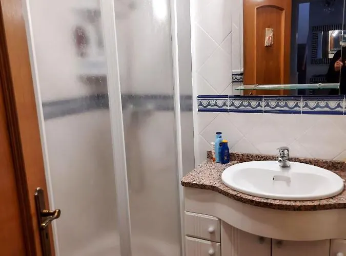 Casa A&a, A Lovely Townhouse Near Algarve Beaches. * Pêra